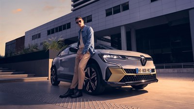 E-Tech 100% electric 