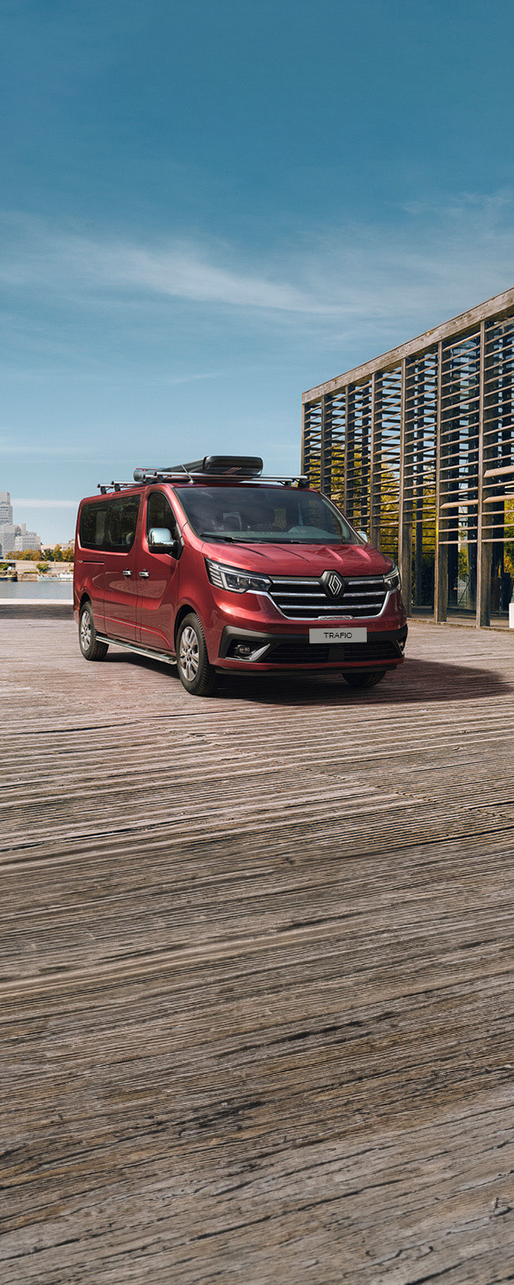 NOVI RENAULT TRAFIC PASSENGER